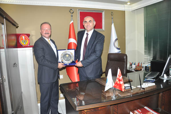 Kırgızistan Türk Manas Üniversitesi Rektörü Sayın Prof. Dr. Sabahattin BALCI Telekomünikasyon Teknikerleri Derneği Genel Merkezini ziyaret etti.